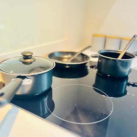 Stylish Studio Apartment Near To Old Trafford Stadium مانشستر المظهر الخارجي الصورة