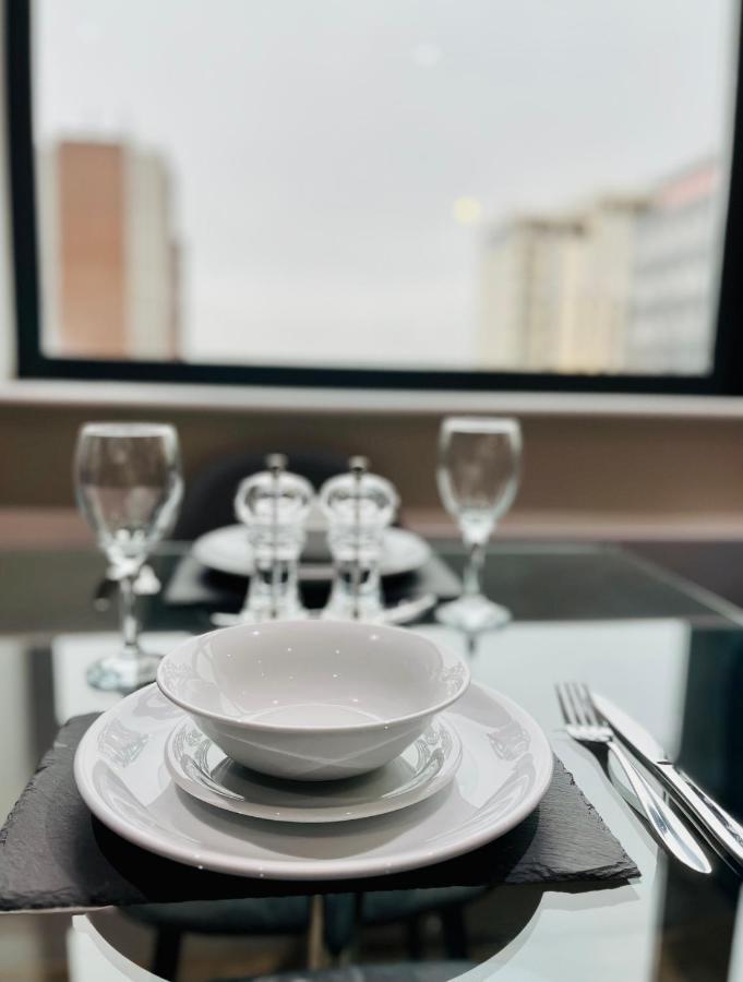 Stylish Studio Apartment Near To Old Trafford Stadium مانشستر المظهر الخارجي الصورة
