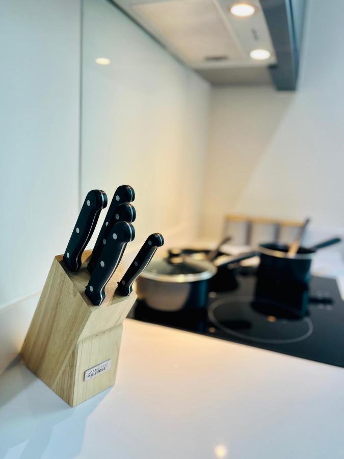 Stylish Studio Apartment Near To Old Trafford Stadium مانشستر المظهر الخارجي الصورة