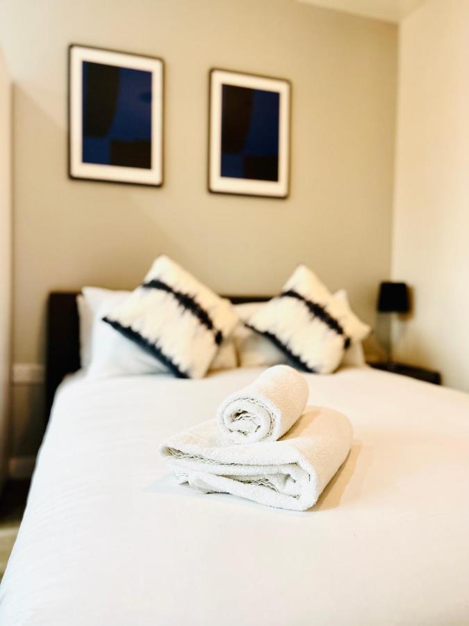 Stylish Studio Apartment Near To Old Trafford Stadium مانشستر المظهر الخارجي الصورة